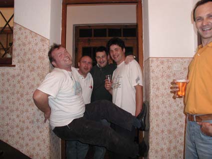 081PripravaNaTekilaParti.JPG (27260 bytes)