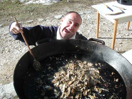 13PripravaFrtalje.JPG (45871 bytes)