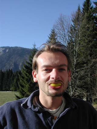 John.JPG (27825 bytes)